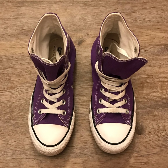 Women’s Purple High Top Converse Shoes - Picture 7 of 14